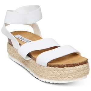 Steve Madden white kimmie sandals